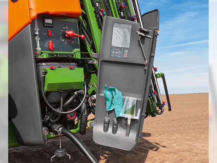 Zentrale Bedienung – mit dem SmartCenter (1) UF2002_FT_Fendt_d0_kw_3913_d2_191017